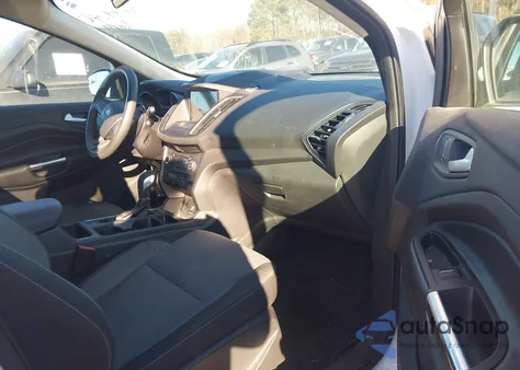 2019 Ford Escape Se from USA, damaged, VIN 1FMCU9GD4KUB10121